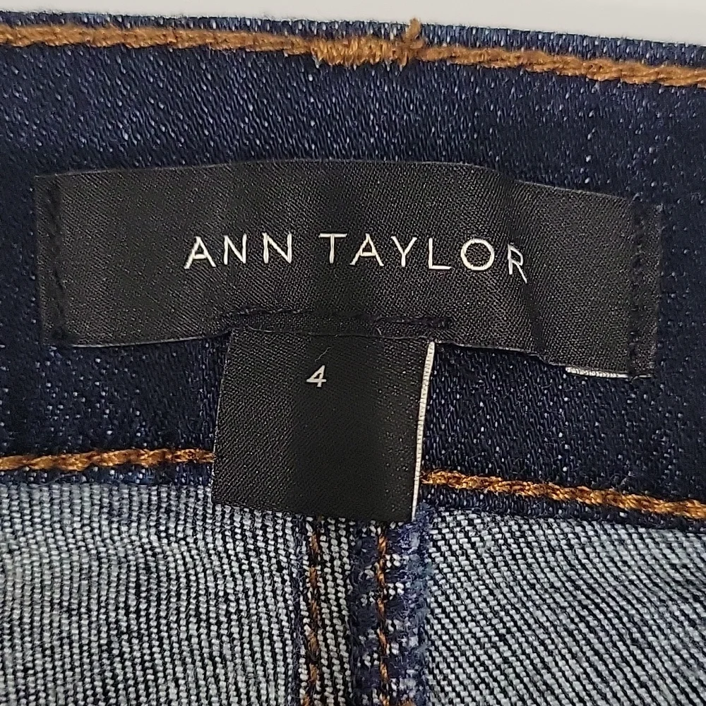 Ann Taylor The Skinny Jean Size 4 - Picture 3 of 4